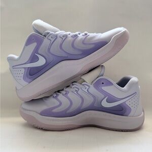 Nike Women’s Lavender/White Athletic Sneakers